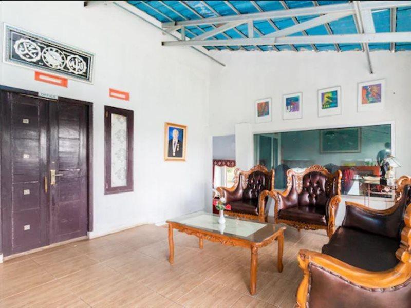 Reddoorz Plus At Grand Yustik Sukabumi Kültér fotó
