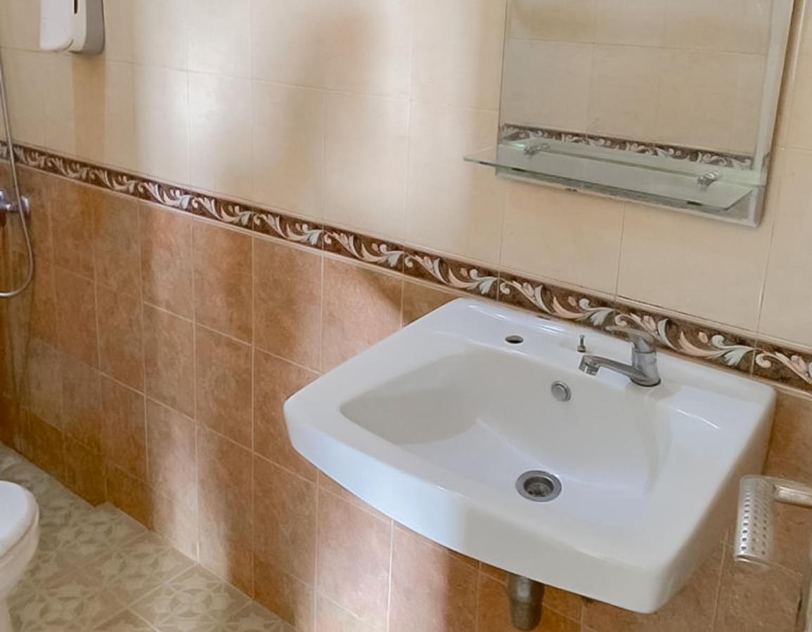 Reddoorz Plus At Grand Yustik Sukabumi Kültér fotó