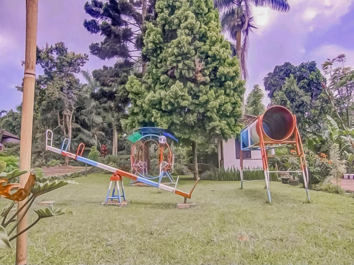 Reddoorz Plus At Grand Yustik Sukabumi Kültér fotó