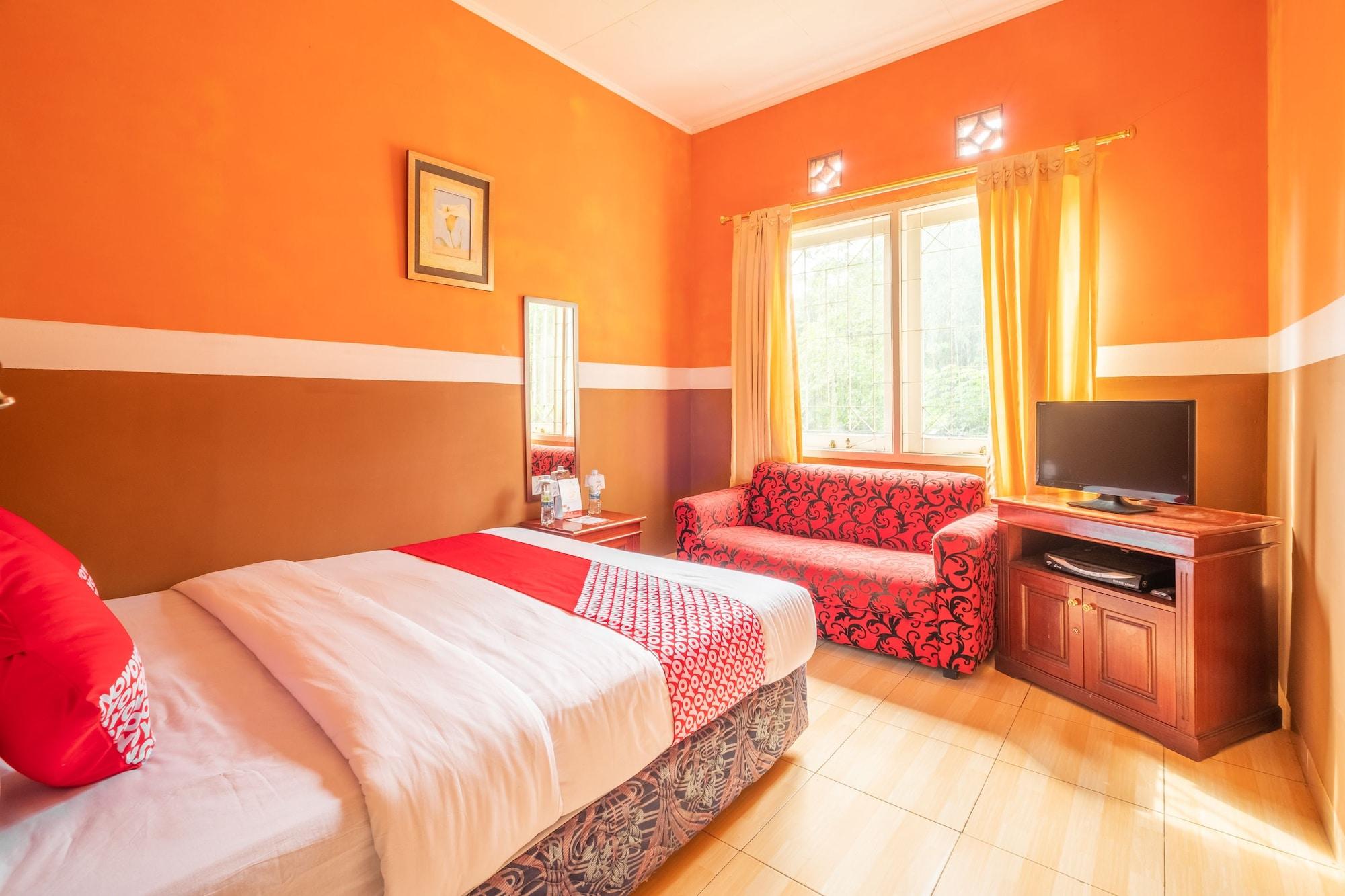 Reddoorz Plus At Grand Yustik Sukabumi Kültér fotó