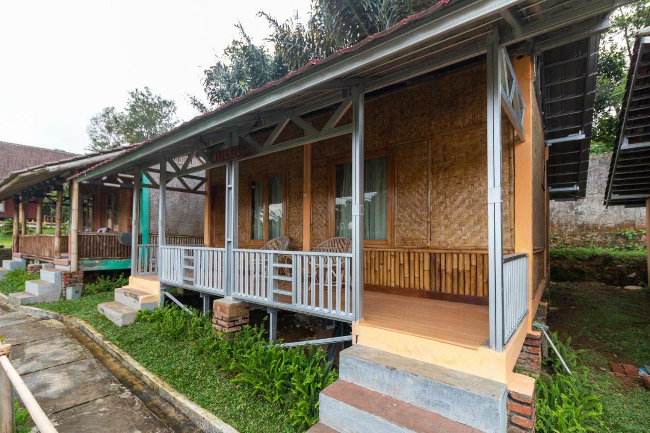 Reddoorz Plus At Grand Yustik Sukabumi Kültér fotó