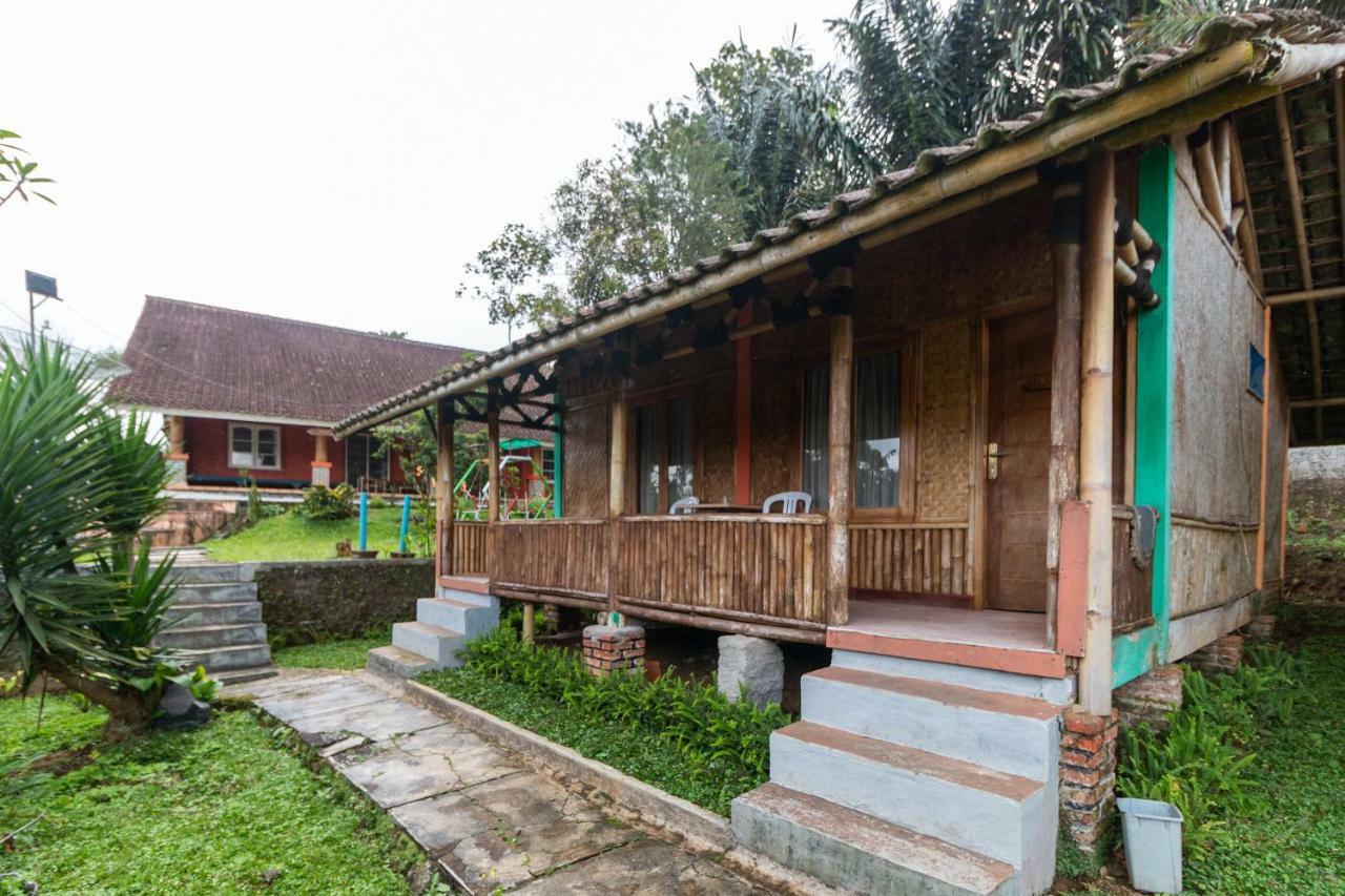 Reddoorz Plus At Grand Yustik Sukabumi Kültér fotó